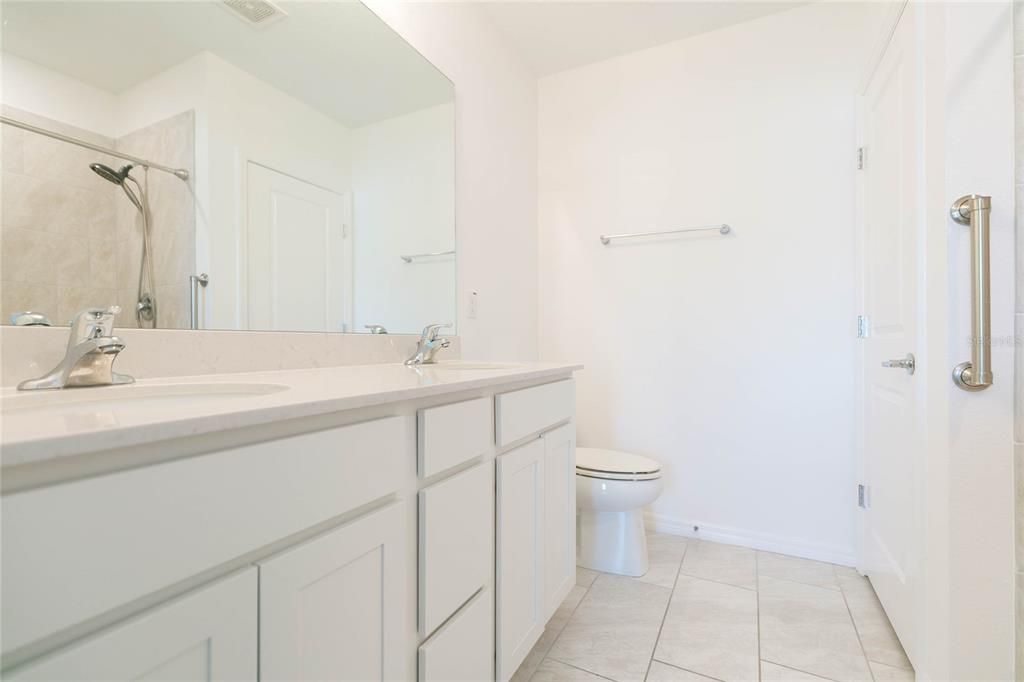 For Sale: $375,000 (3 beds, 2 baths, 1447 Square Feet)