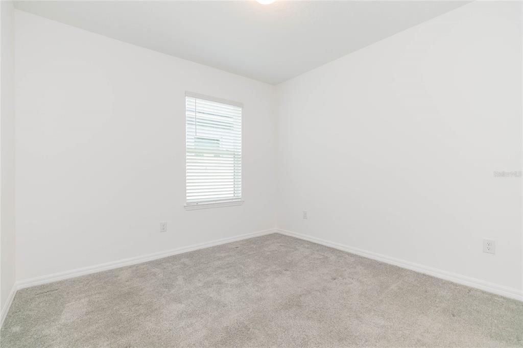 For Sale: $375,000 (3 beds, 2 baths, 1447 Square Feet)