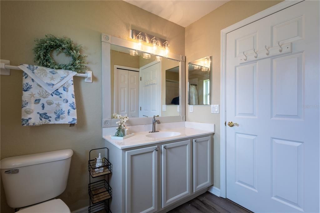 For Sale: $425,000 (3 beds, 2 baths, 1548 Square Feet)