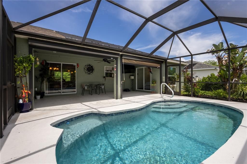 For Sale: $425,000 (3 beds, 2 baths, 1548 Square Feet)