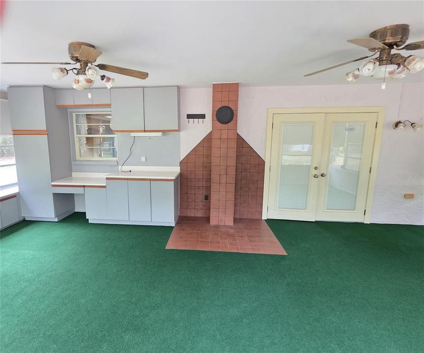 For Sale: $280,000 (2 beds, 2 baths, 1032 Square Feet)