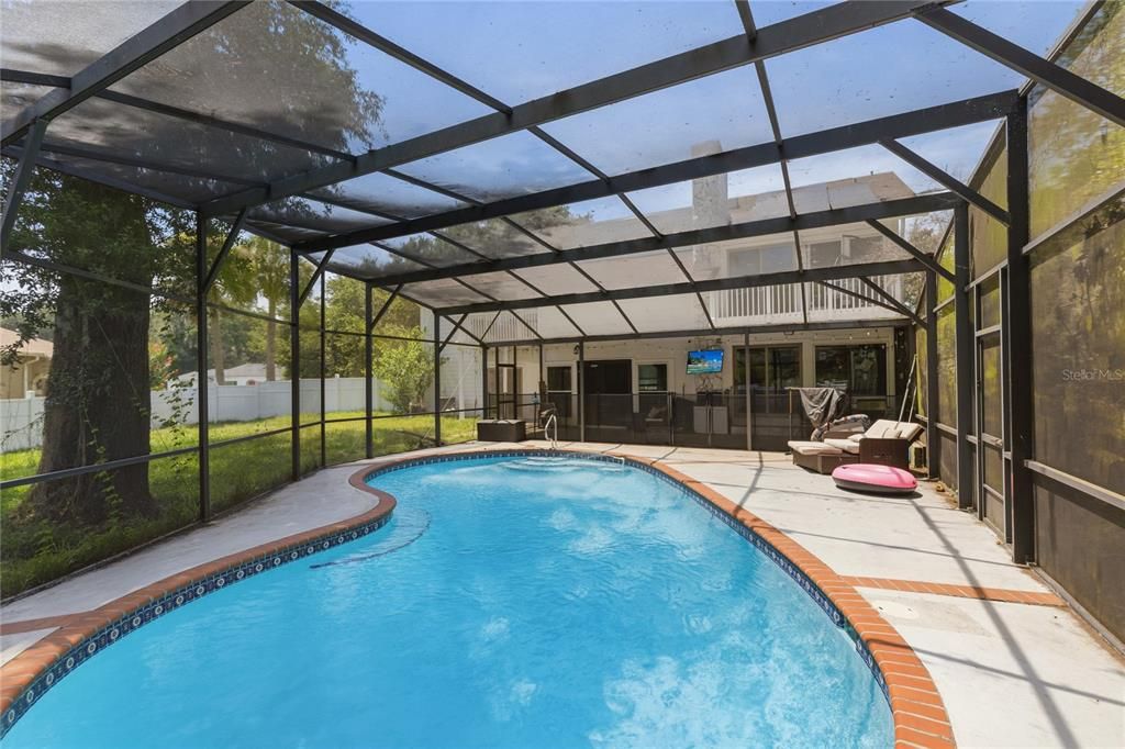 For Sale: $699,000 (4 beds, 2 baths, 2754 Square Feet)