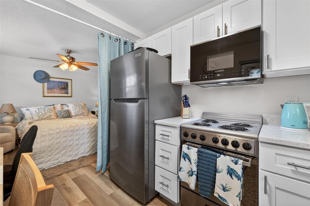 For Rent: $1,500 (1 beds, 1 baths, 250 Square Feet)