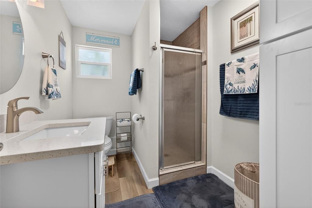 For Rent: $1,500 (1 beds, 1 baths, 250 Square Feet)