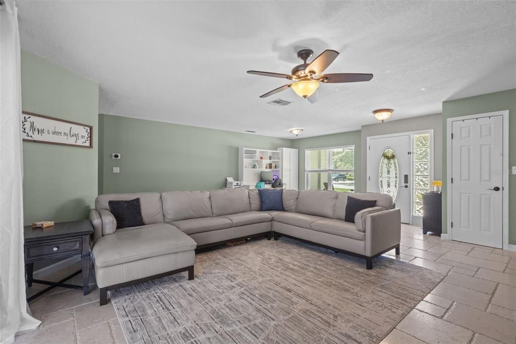 Active With Contract: $699,000 (4 beds, 3 baths, 2134 Square Feet)