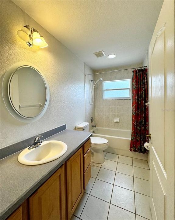 For Sale: $429,900 (3 beds, 2 baths, 1599 Square Feet)