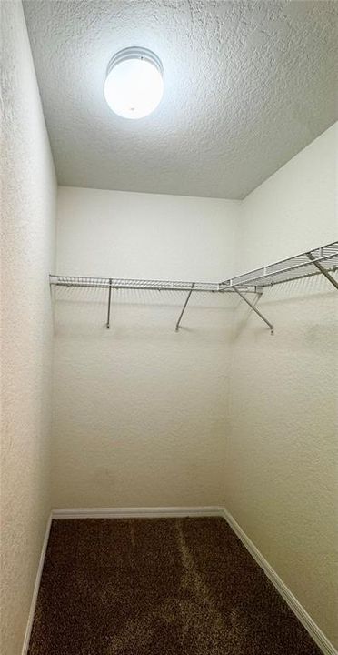 For Sale: $429,900 (3 beds, 2 baths, 1599 Square Feet)