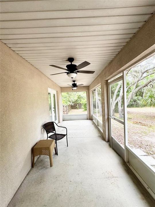 For Sale: $429,900 (3 beds, 2 baths, 1599 Square Feet)