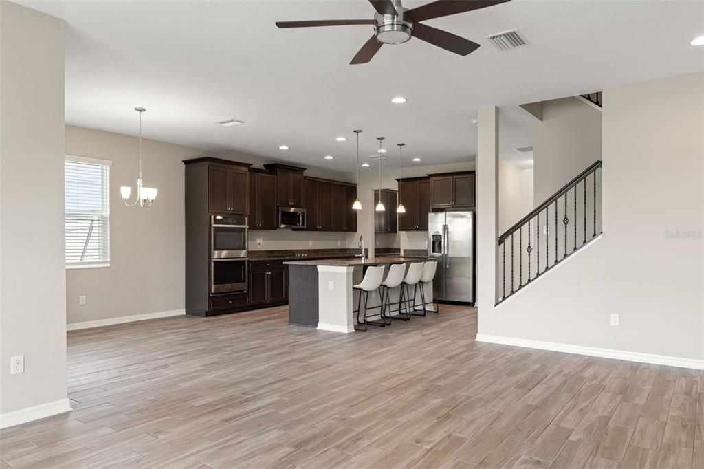 For Rent: $4,000 (5 beds, 4 baths, 3761 Square Feet)