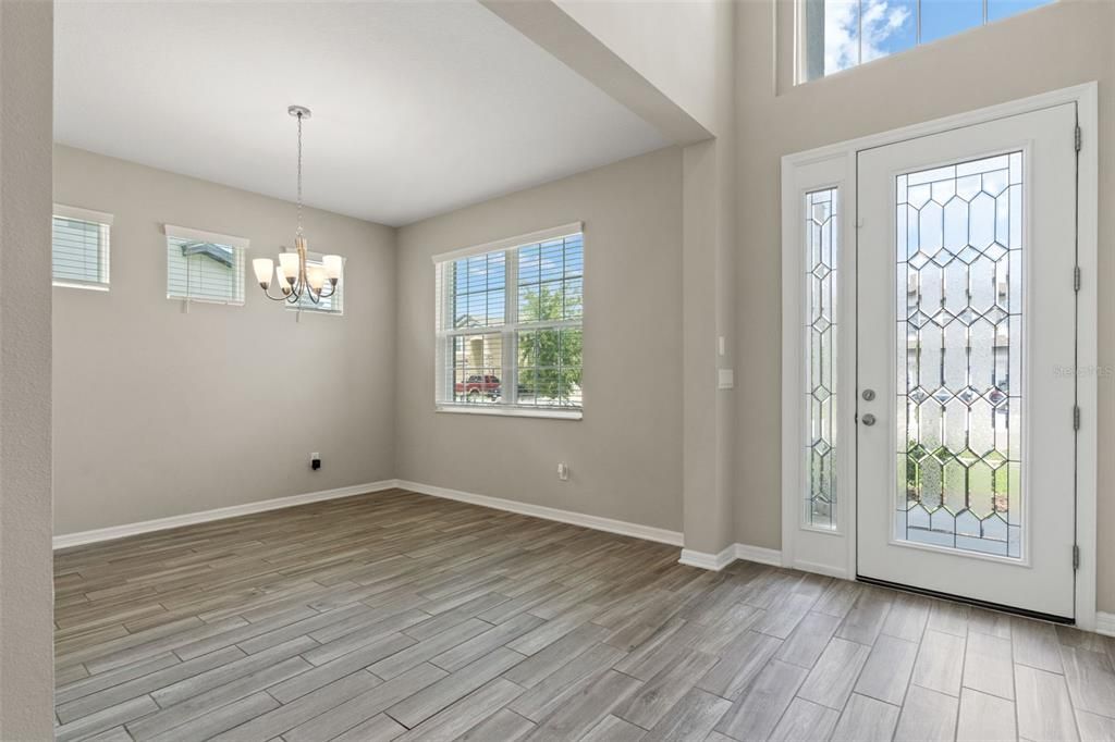 For Rent: $4,000 (5 beds, 4 baths, 3761 Square Feet)