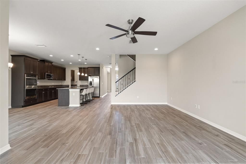 For Rent: $4,000 (5 beds, 4 baths, 3761 Square Feet)