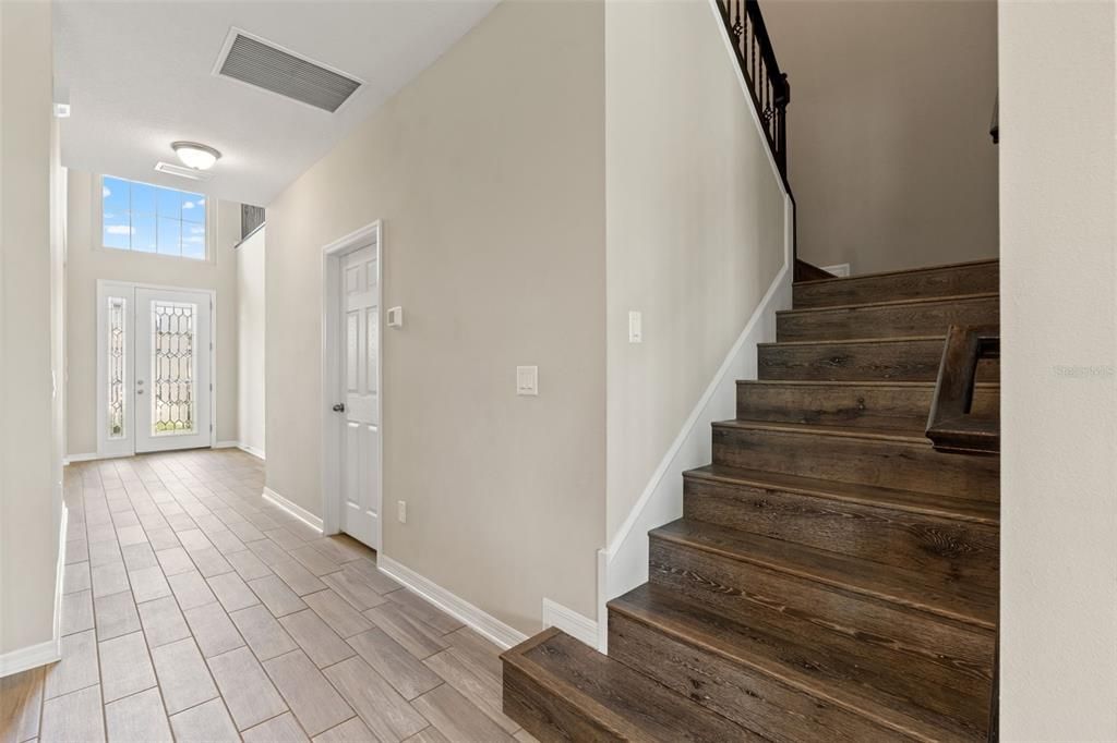 For Rent: $4,000 (5 beds, 4 baths, 3761 Square Feet)