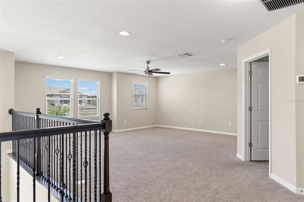 For Rent: $4,000 (5 beds, 4 baths, 3761 Square Feet)