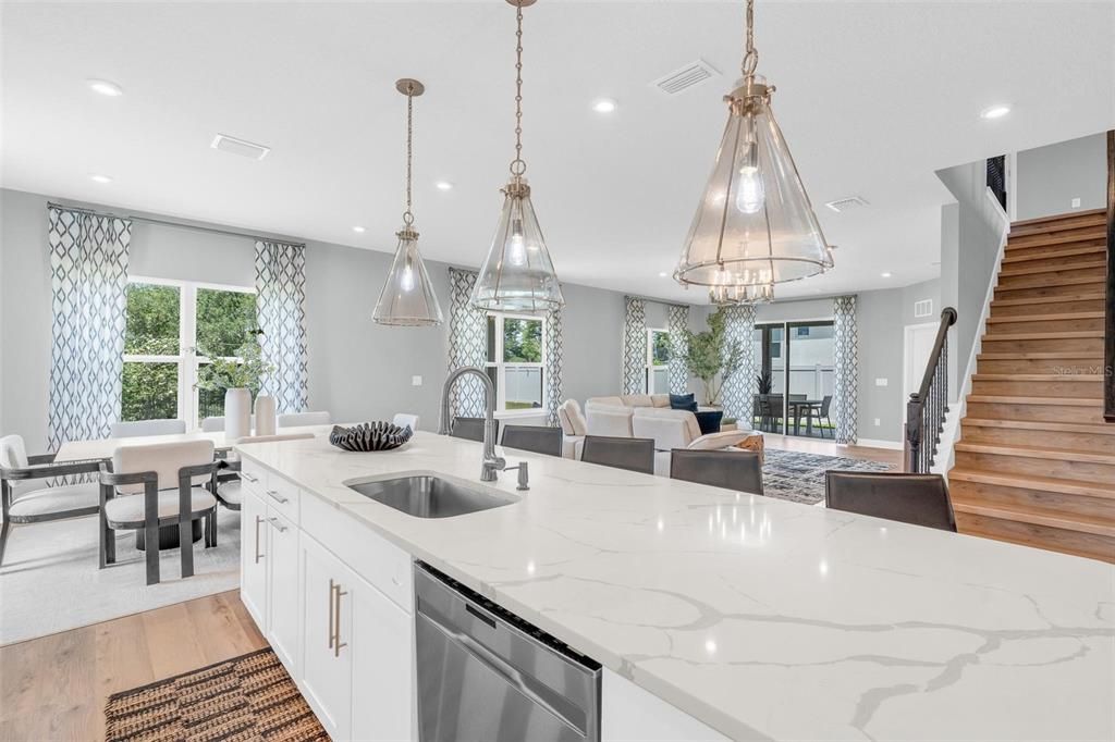 For Sale: $768,900 (5 beds, 4 baths, 3304 Square Feet)