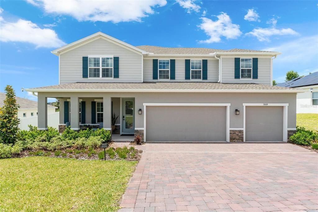 For Sale: $768,900 (5 beds, 4 baths, 3304 Square Feet)