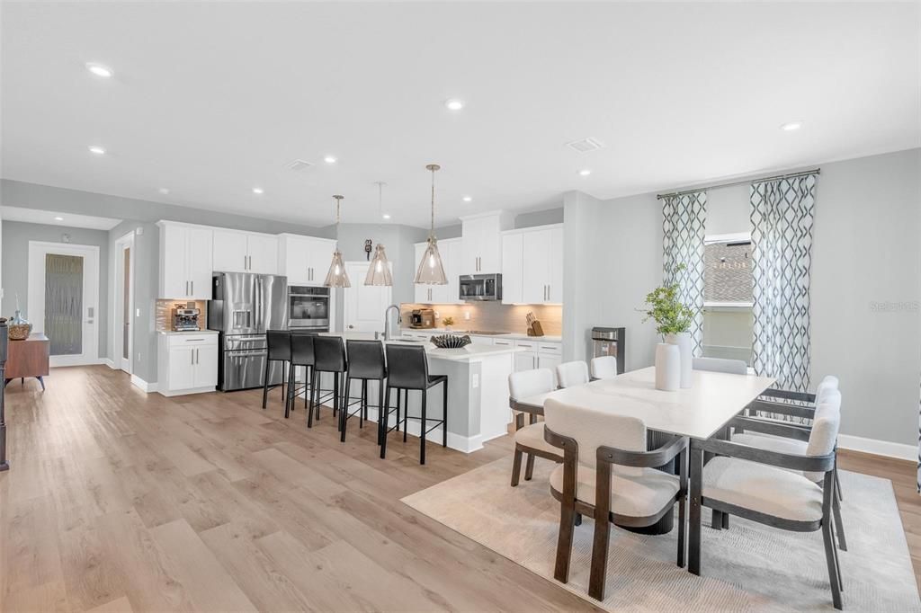 For Sale: $768,900 (5 beds, 4 baths, 3304 Square Feet)