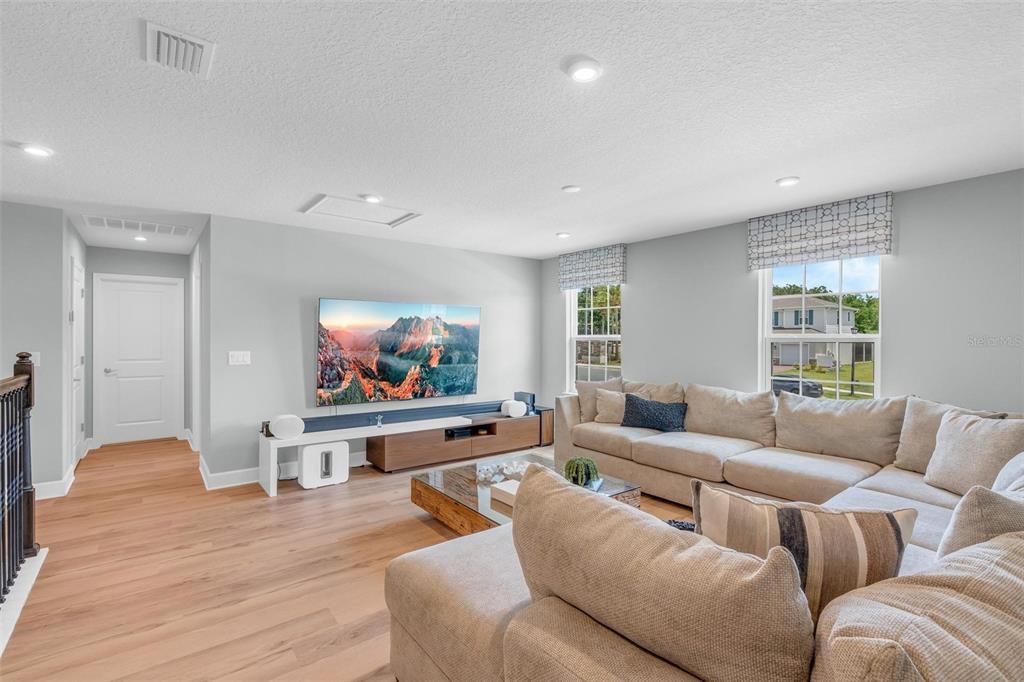 For Sale: $768,900 (5 beds, 4 baths, 3304 Square Feet)