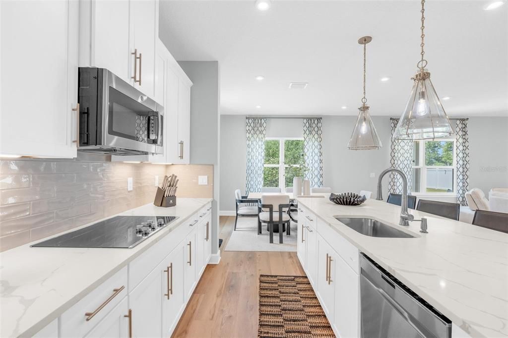 For Sale: $768,900 (5 beds, 4 baths, 3304 Square Feet)