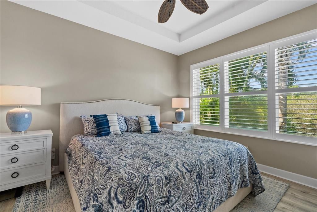 For Sale: $380,000 (2 beds, 2 baths, 1558 Square Feet)