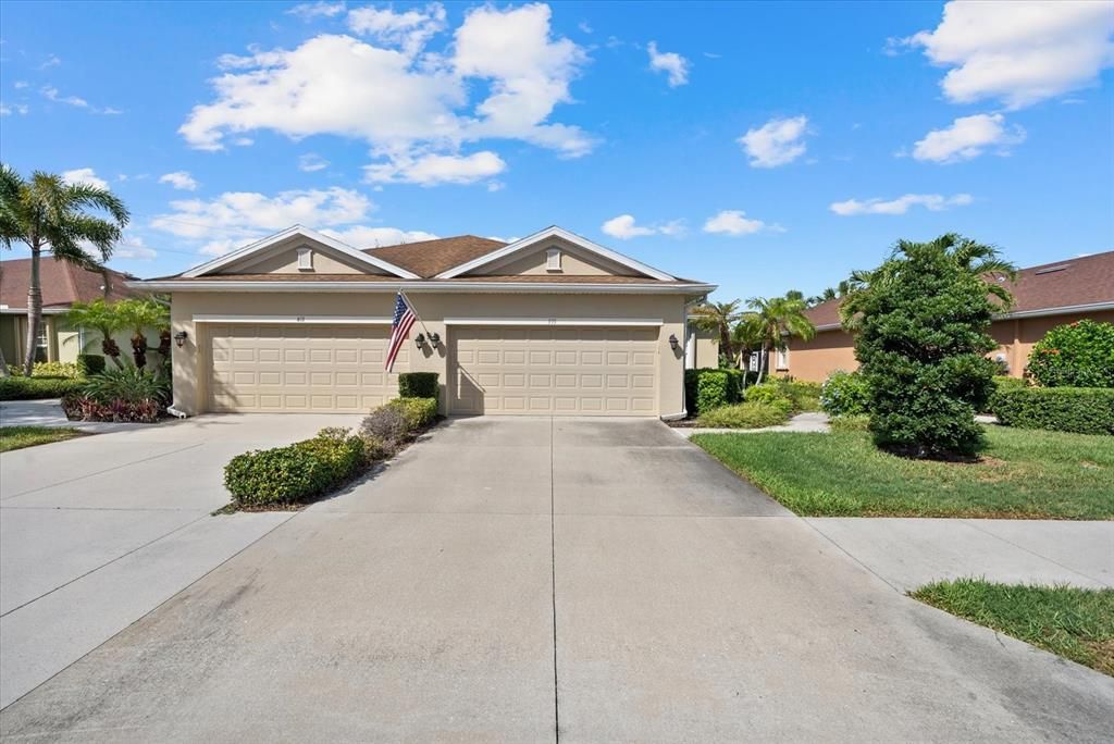 For Sale: $380,000 (2 beds, 2 baths, 1558 Square Feet)