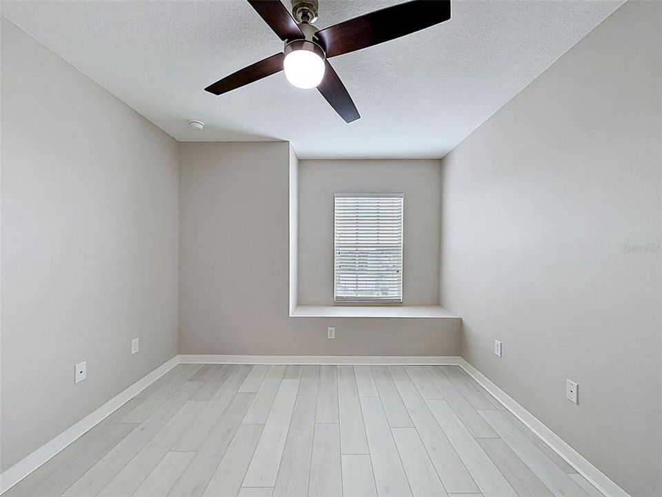For Sale: $340,000 (3 beds, 2 baths, 1796 Square Feet)