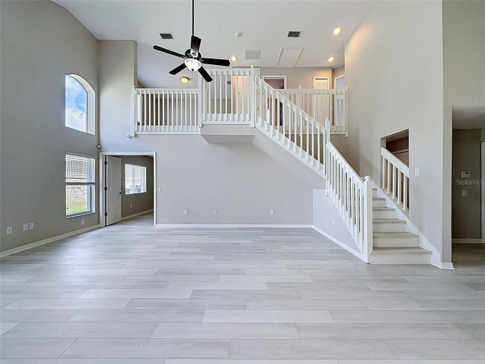 For Sale: $340,000 (3 beds, 2 baths, 1796 Square Feet)