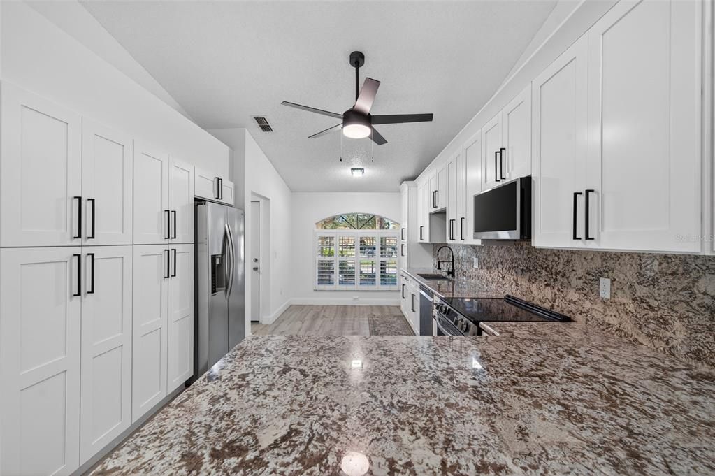 En Venta: $449,900 (3 camas, 2 baños, 1615 Pies cuadrados)