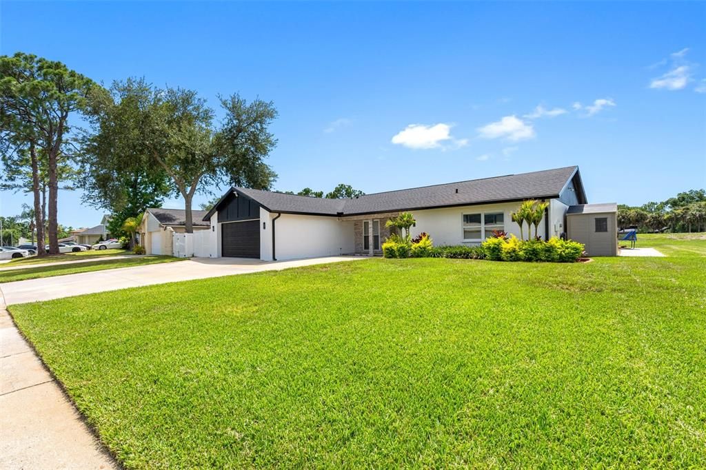 For Sale: $724,999 (4 beds, 4 baths, 2110 Square Feet)