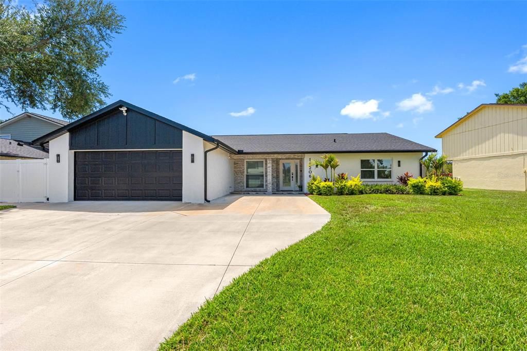 For Sale: $724,999 (4 beds, 4 baths, 2110 Square Feet)