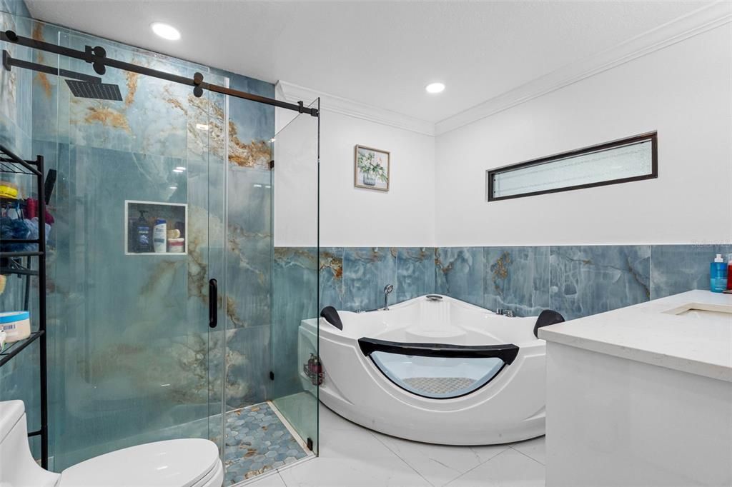 For Sale: $724,999 (4 beds, 4 baths, 2110 Square Feet)