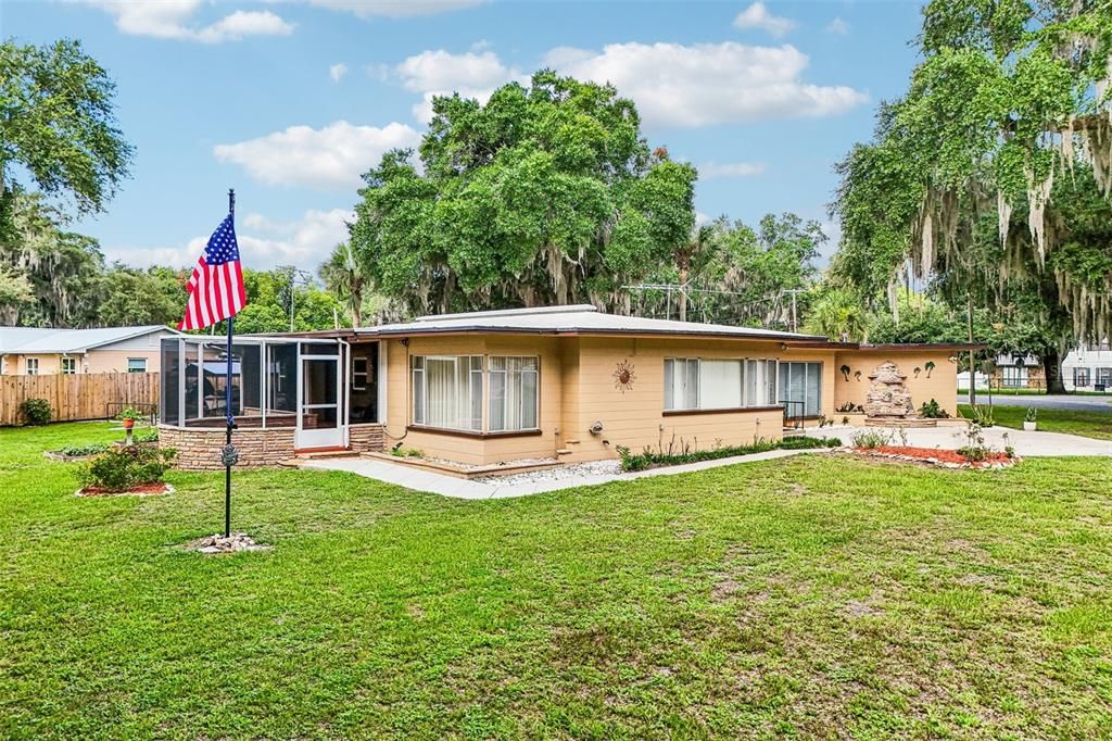 En Venta: $345,000 (3 camas, 2 baños, 1368 Pies cuadrados)