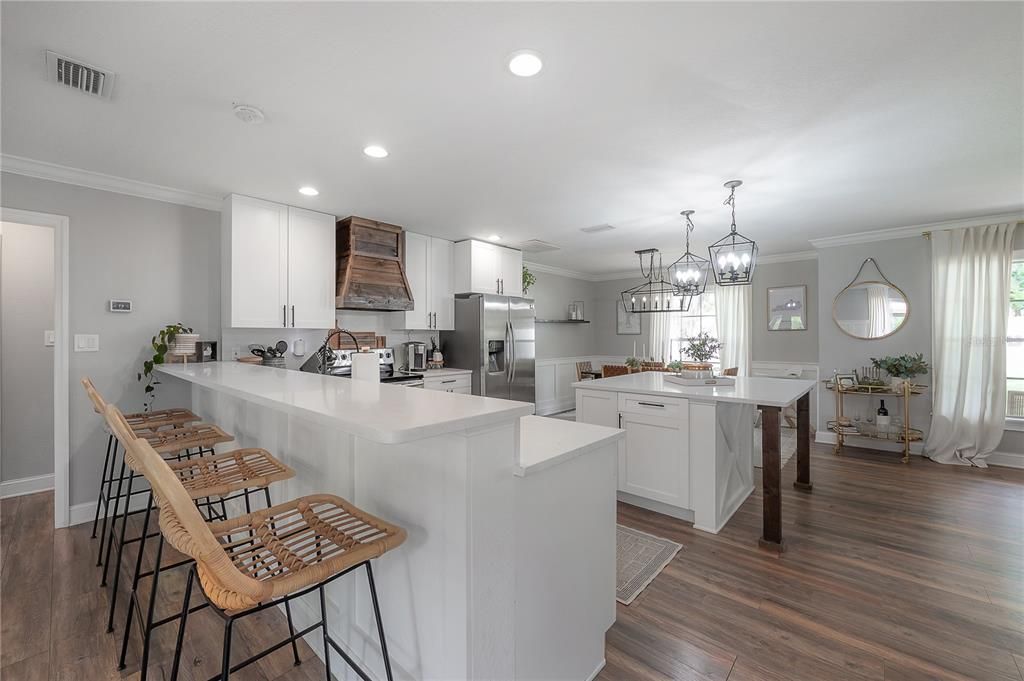 For Sale: $535,000 (3 beds, 2 baths, 1769 Square Feet)