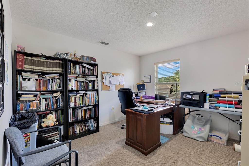 For Sale: $540,000 (5 beds, 2 baths, 3324 Square Feet)