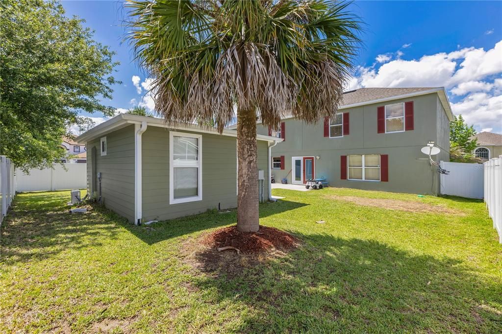 For Sale: $540,000 (5 beds, 2 baths, 3324 Square Feet)