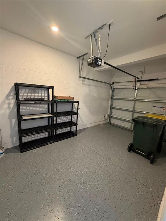 En Renta: $2,400 (3 camas, 3 baños, 1834 Pies cuadrados)