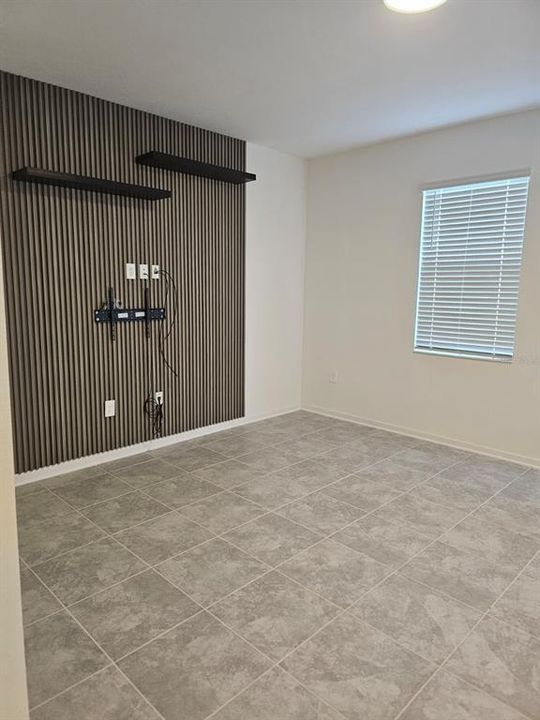 En Renta: $2,400 (3 camas, 3 baños, 1834 Pies cuadrados)