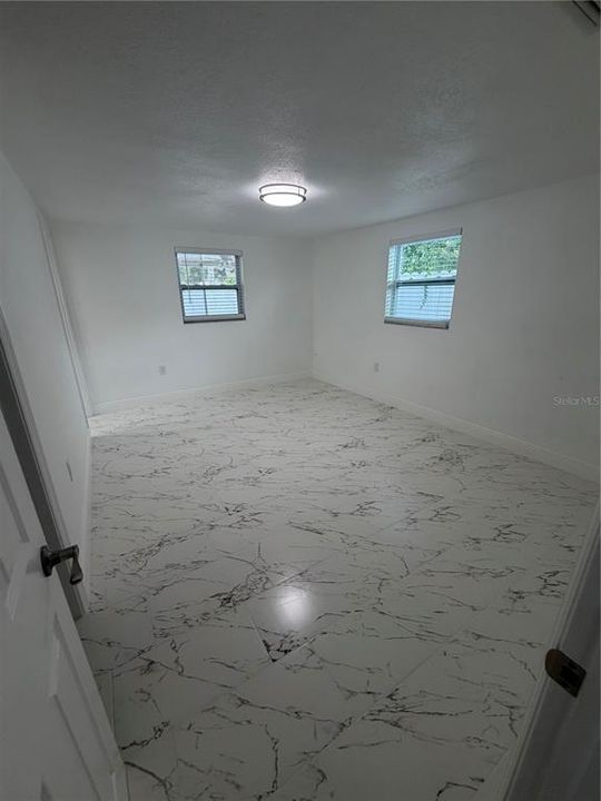 For Sale: $259,990 (3 beds, 2 baths, 1582 Square Feet)