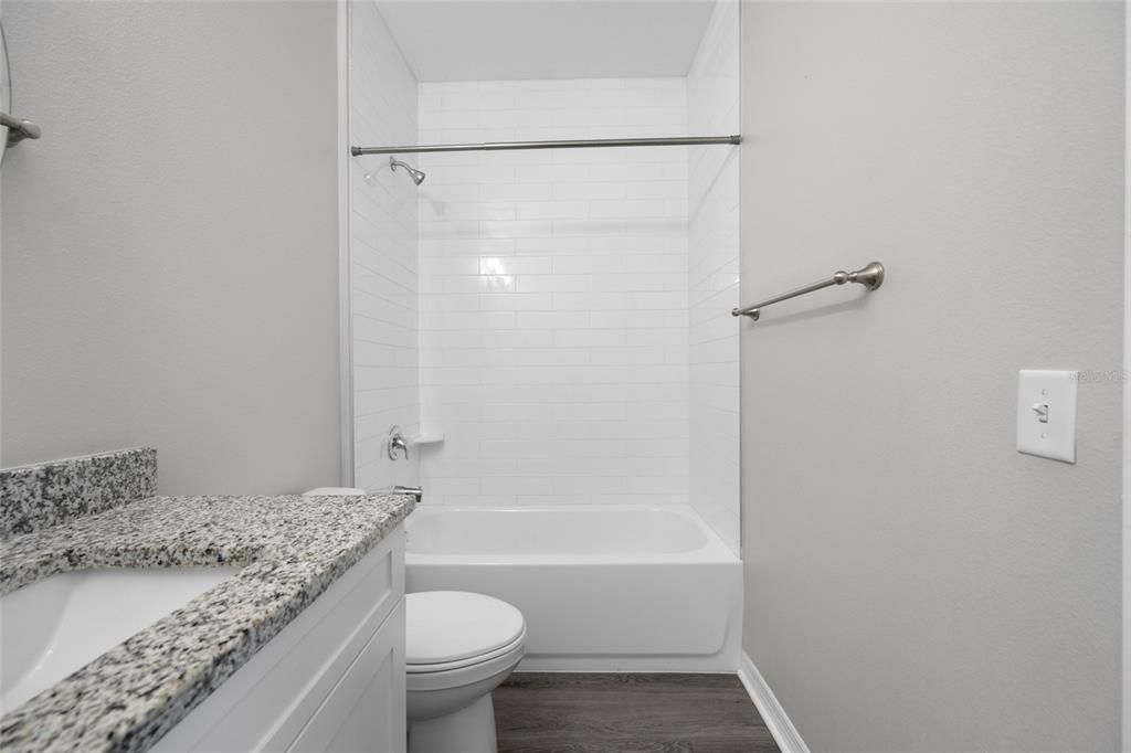 For Rent: $2,675 (2 beds, 2 baths, 1752 Square Feet)