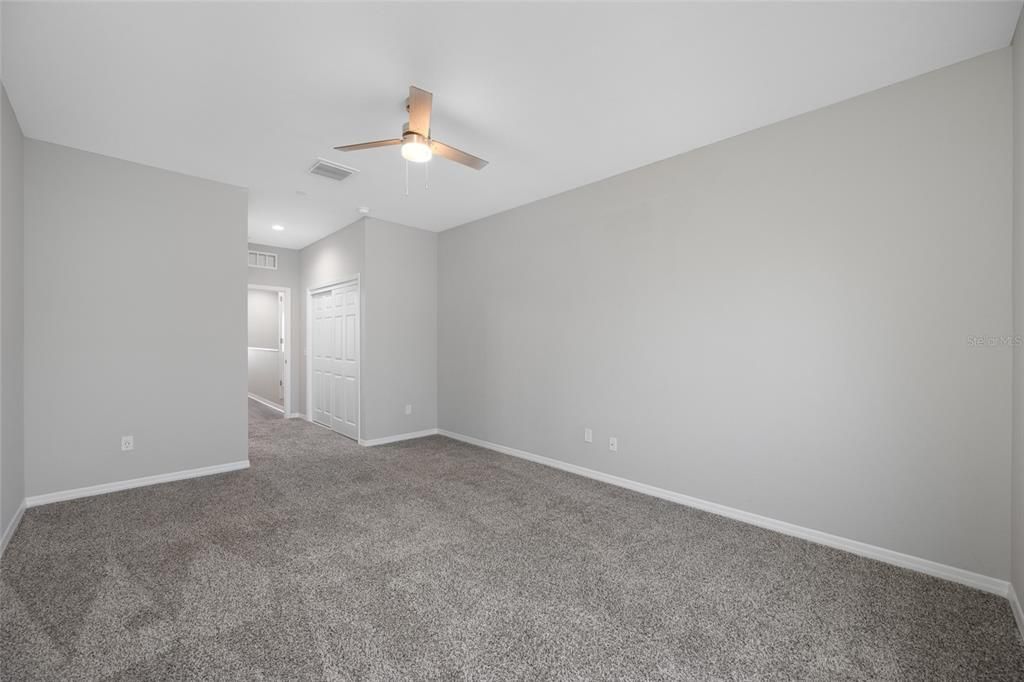 For Rent: $2,675 (2 beds, 2 baths, 1752 Square Feet)