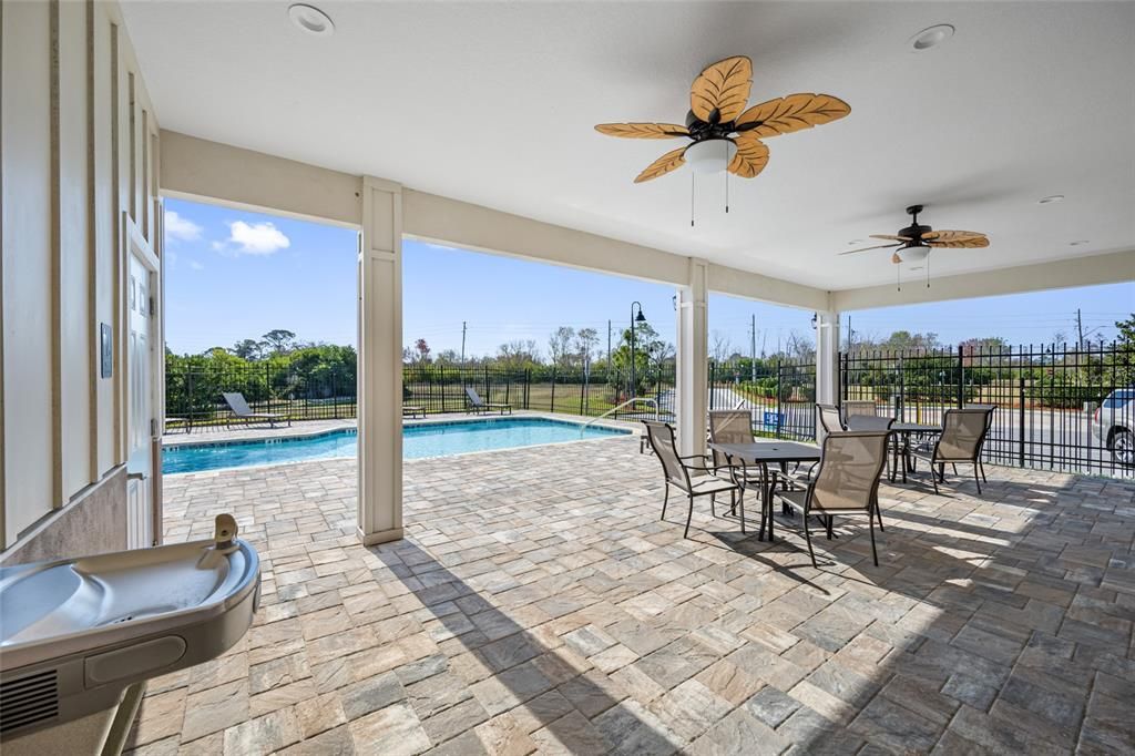 For Rent: $2,675 (2 beds, 2 baths, 1752 Square Feet)