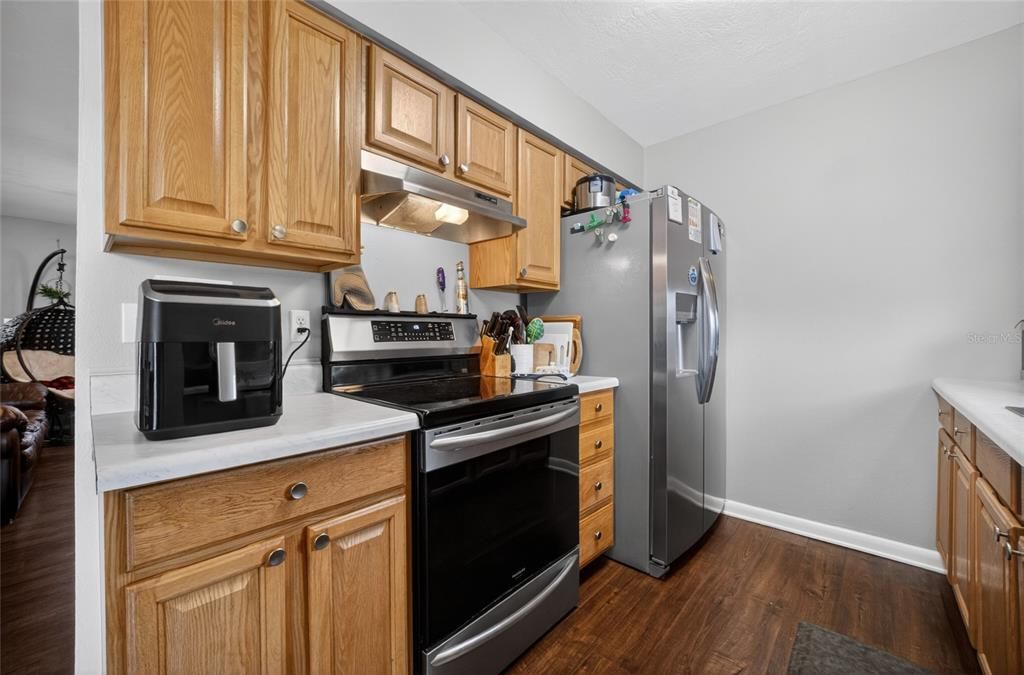For Sale: $290,000 (4 beds, 2 baths, 1336 Square Feet)