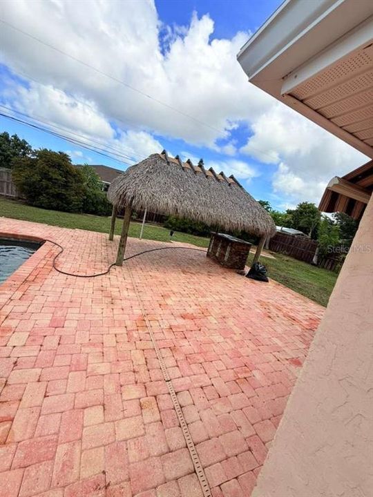 For Rent: $2,350 (3 beds, 2 baths, 1622 Square Feet)