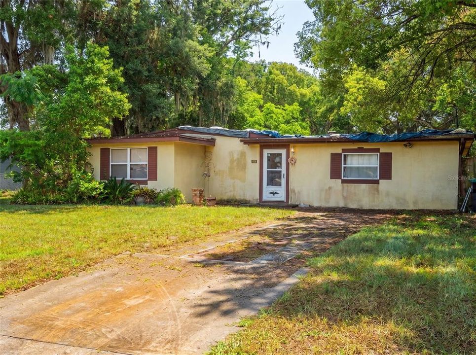 For Sale: $250,000 (3 beds, 2 baths, 1384 Square Feet)