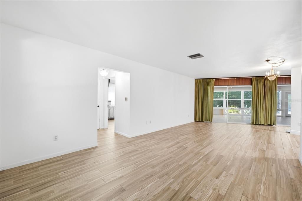 На продажу: $524,900 (2 спален, 2 ванн, 1779 Квадратных фут)