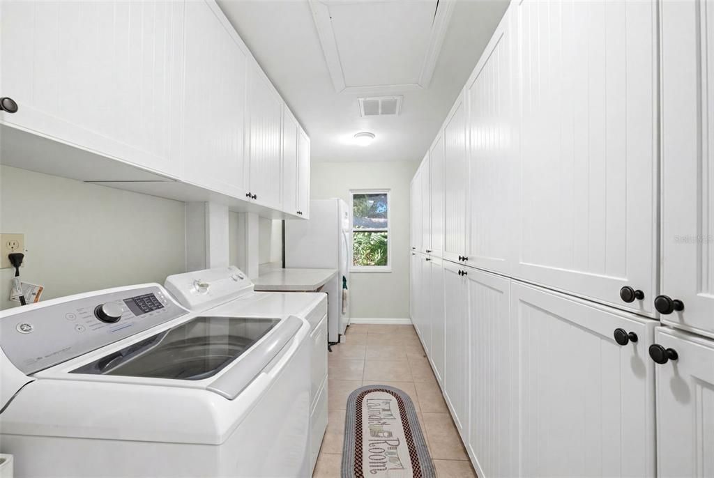 На продажу: $524,900 (2 спален, 2 ванн, 1779 Квадратных фут)