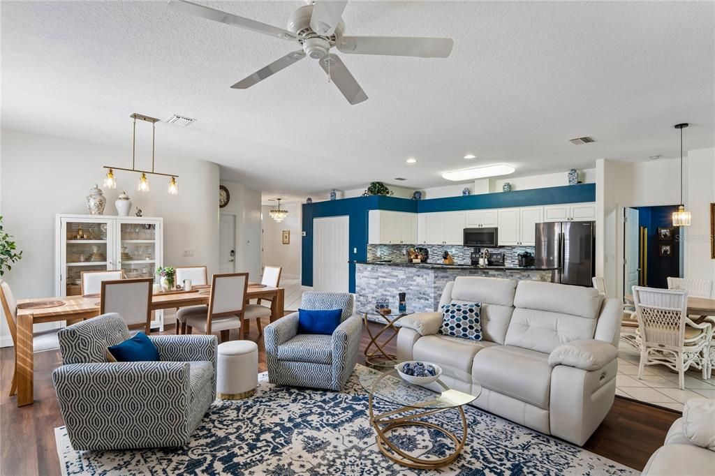 For Sale: $374,900 (3 beds, 2 baths, 2045 Square Feet)