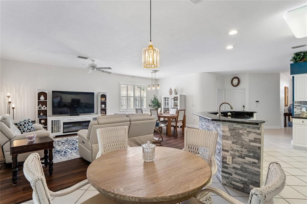 For Sale: $374,900 (3 beds, 2 baths, 2045 Square Feet)