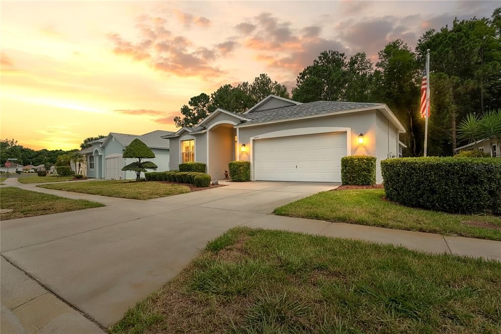 For Sale: $374,900 (3 beds, 2 baths, 2045 Square Feet)