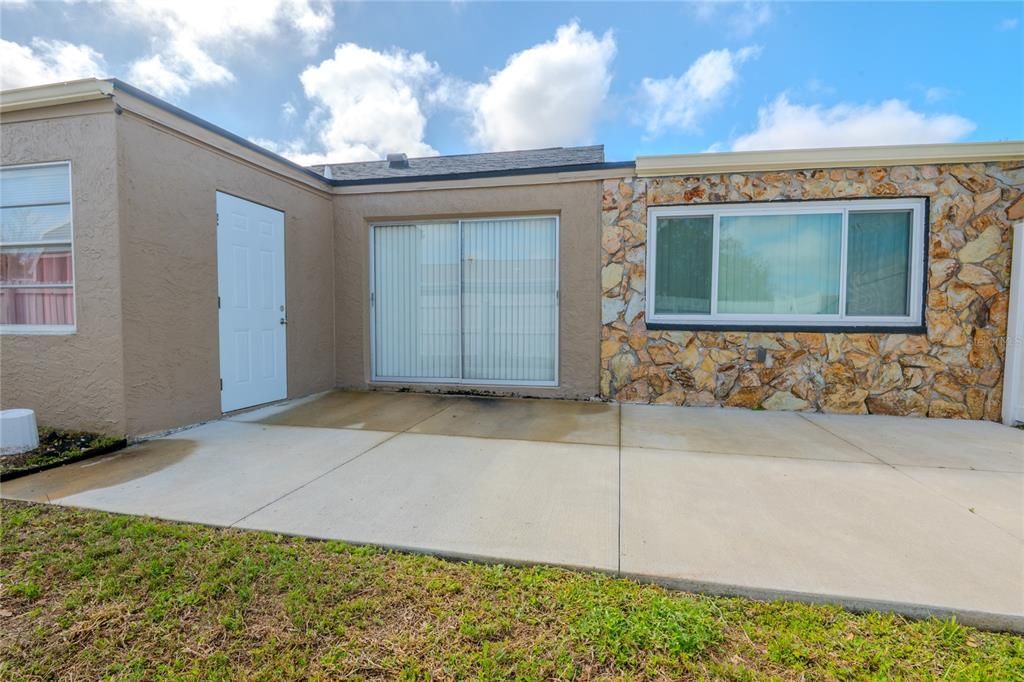 For Sale: $285,000 (2 beds, 2 baths, 1634 Square Feet)