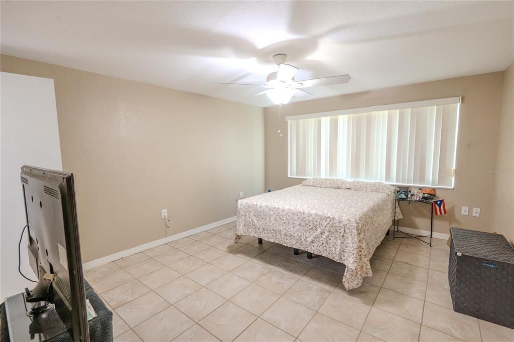 For Sale: $285,000 (2 beds, 2 baths, 1634 Square Feet)